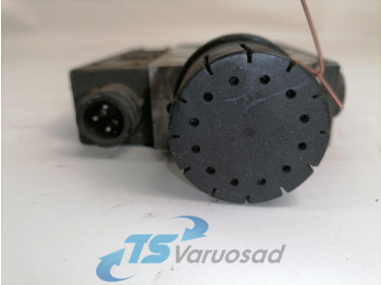 Brake valve for Truck Volvo Air suspension control valve, ECAS 3944716: picture 4