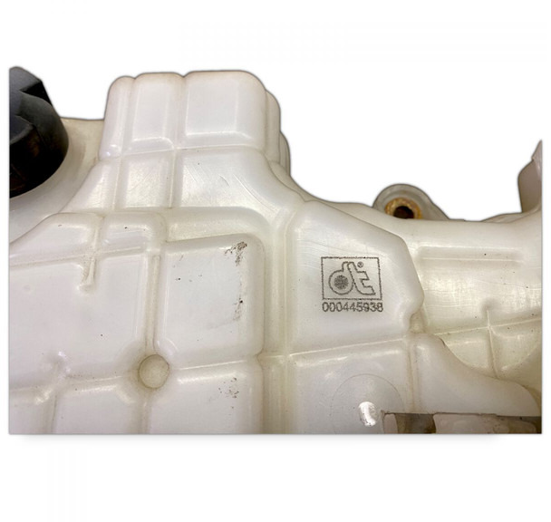 Expansion tank Volvo FL II (01.06-): picture 3