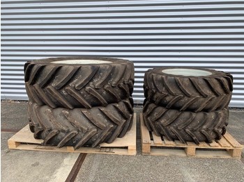 Wheels/ tires Michelin 540/65R34 & 420/65R24 Banden