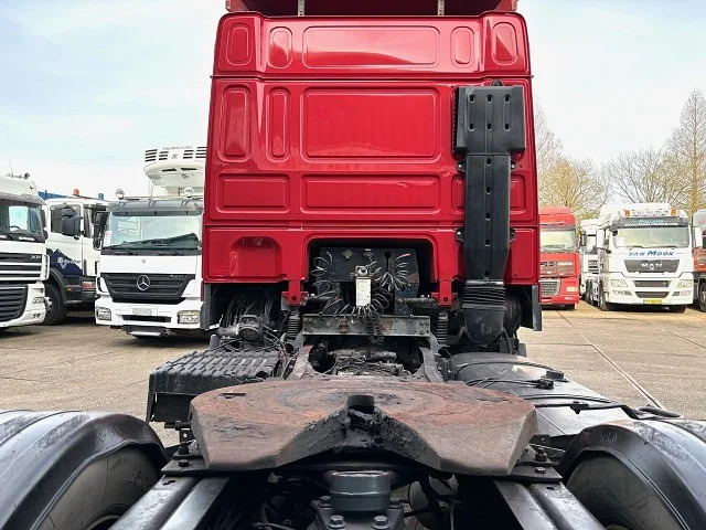 Tractor unit DAF 95.430 XF SPACECAB (EURO 2 / ZF16 MANUAL GEARBOX / ROOFSPOILER / RVS-HIGHBAR / ETC.): picture 10