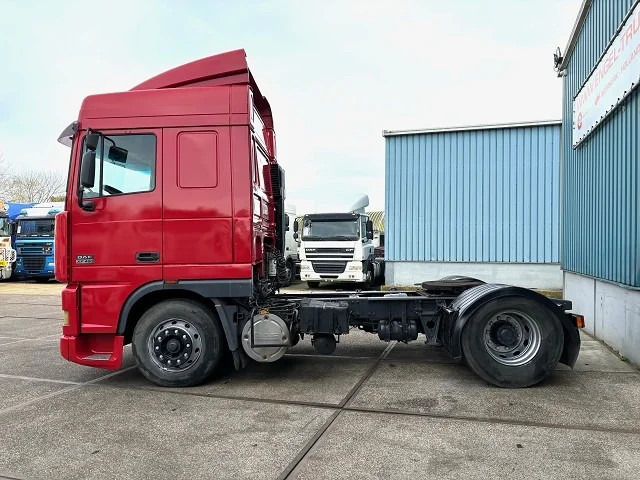 Tractor unit DAF 95.430 XF SPACECAB (EURO 2 / ZF16 MANUAL GEARBOX / ROOFSPOILER / RVS-HIGHBAR / ETC.): picture 3