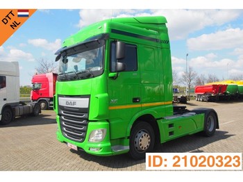 Tractor unit DAF XF106.410 Space Cab