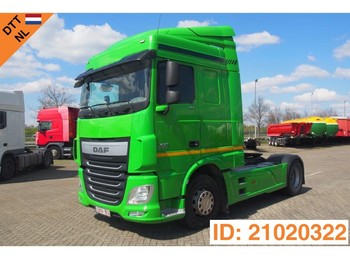 Tractor unit DAF XF106.410 Space Cab