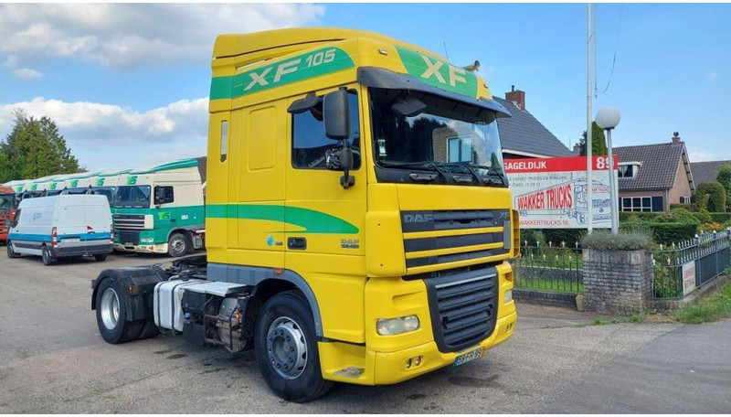 Tractor unit DAF XF 105.460 4x2 Retarder: picture 2