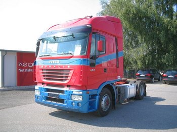 IVECO - Tractor unit