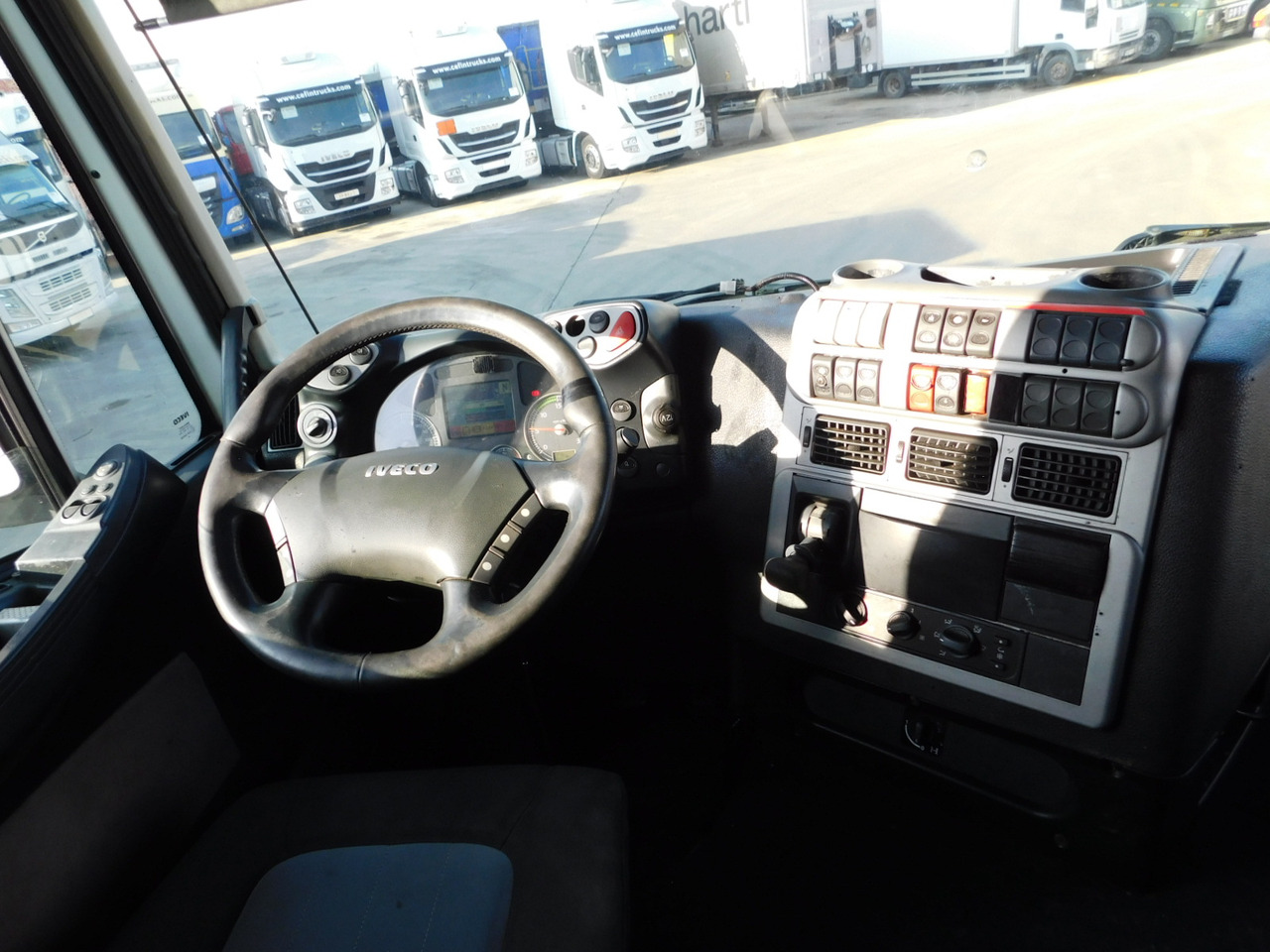 Tractor unit Iveco As440s45t: picture 6