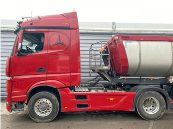 Mercedes-Benz  Actros 1853 4x4 Kipphydraulik HADHydro Retarder  - Tractor unit: picture 2