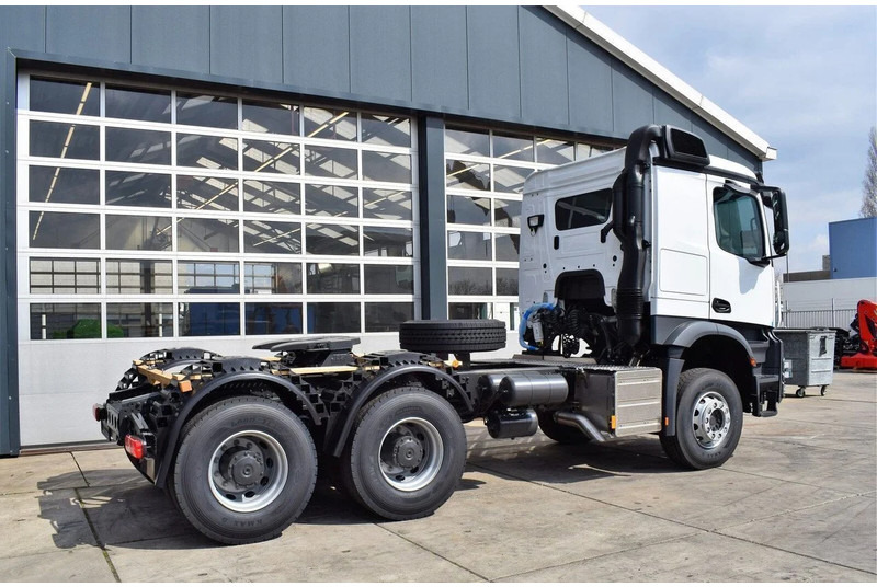 New Tractor unit Mercedes-Benz Actros 3340 S 6×4 Tractor Head (10 units): picture 8