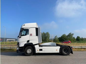 Tractor unit Renault T460: picture 2