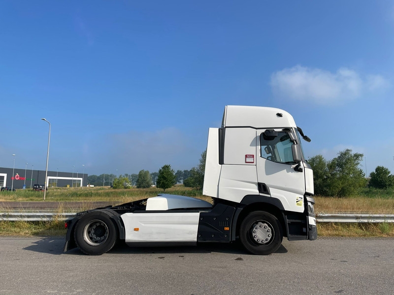 Tractor unit Renault T460: picture 6