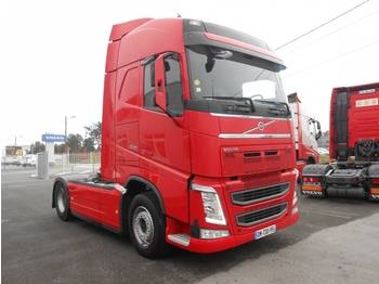 Tractor unit VOLVO FH