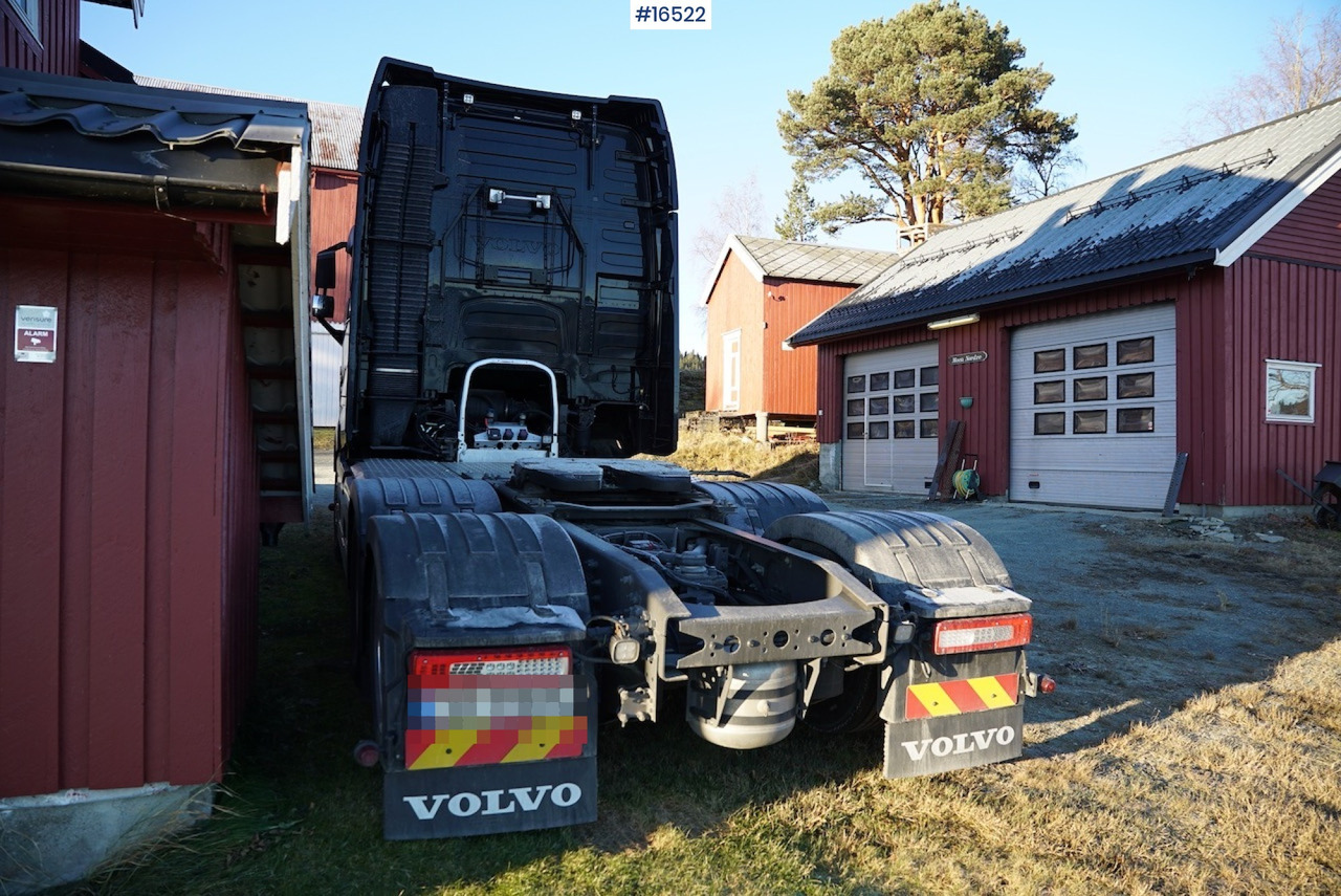 Tractor unit Volvo FH: picture 6