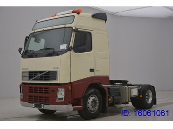 Tractor unit Volvo FH12.420 Globetrotter - ADR: picture 1