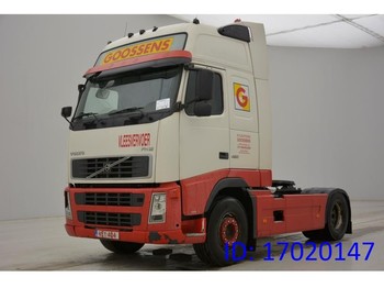 Tractor unit Volvo FH12.420 Globetrotter XL: picture 1