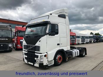 Tractor unit Volvo *FH 440*EURO 5*MOTORBREMSE*1.HAND*2x ALU TANK *