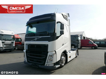 Tractor unit VOLVO FH 460