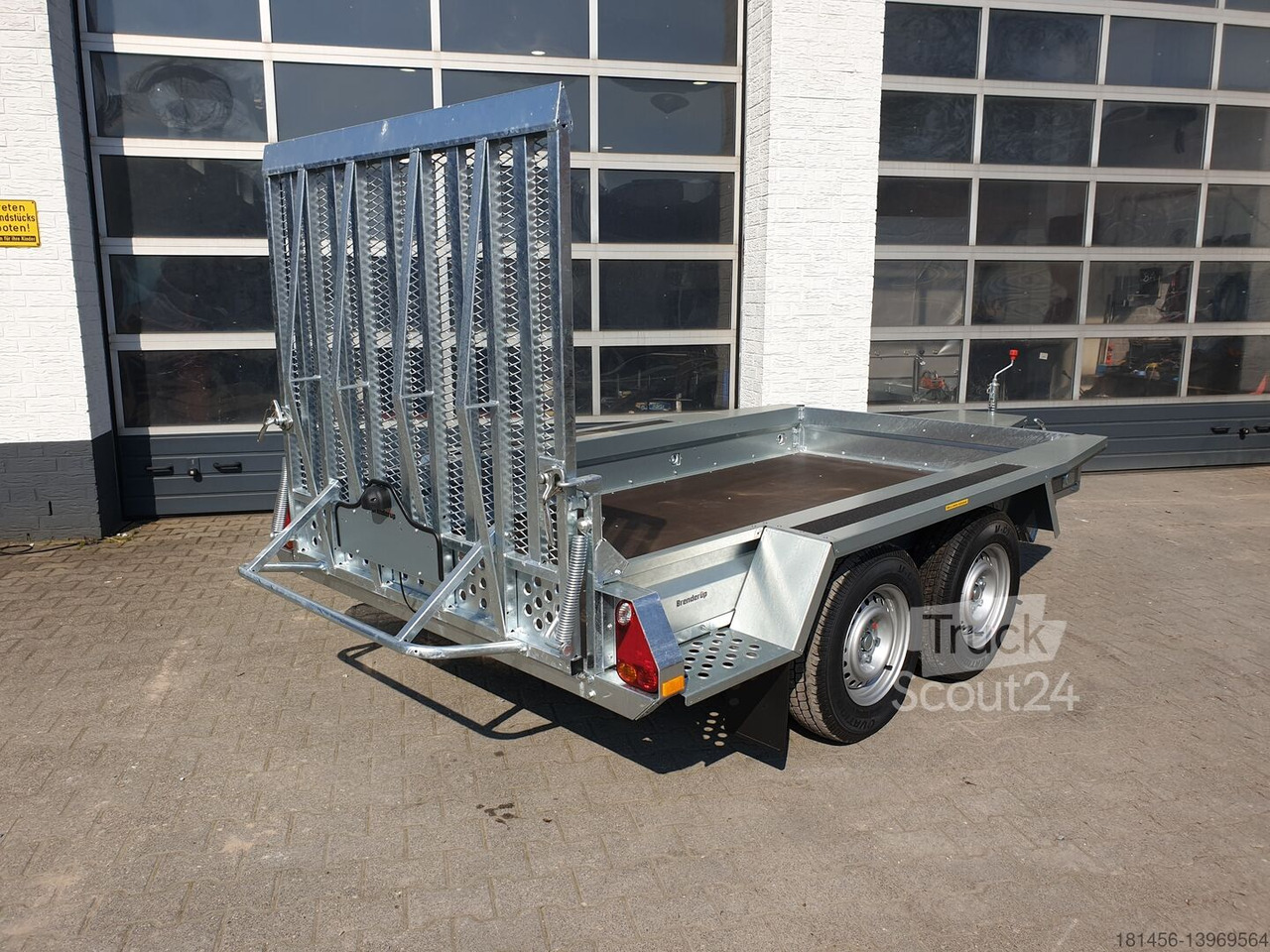 New Plant trailer 3000kg Bagger und Maschinen Transport Anhänger Brenderup MT 3080 Ntzlast 2350kg direkt: picture 5
