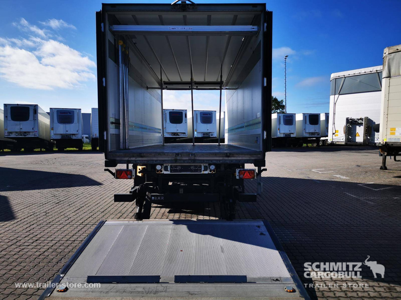 Refrigerator trailer SCHMITZ Anhänger Tiefkühler Standard Taillift: picture 10