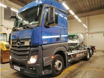 Container transporter/ swap body truck MERCEDES-BENZ Actros 2545