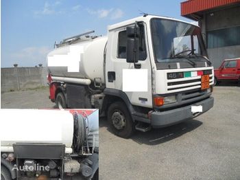 Tank truck for transportation of fuel DAF 45.160: picture 1