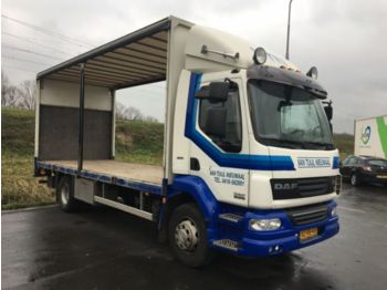 Curtainsider truck DAF LF55-210: picture 1