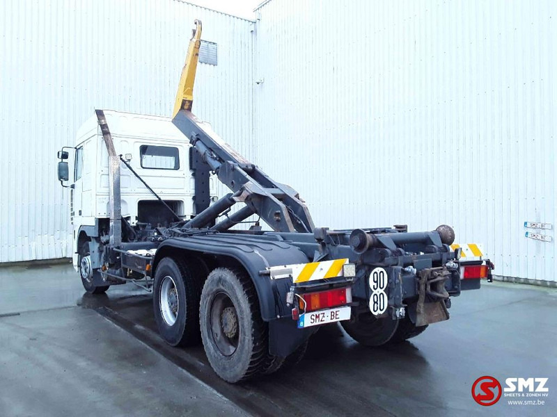 Hook lift truck DAF XF 430: picture 10