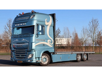 Autotransporter truck DAF XF 460