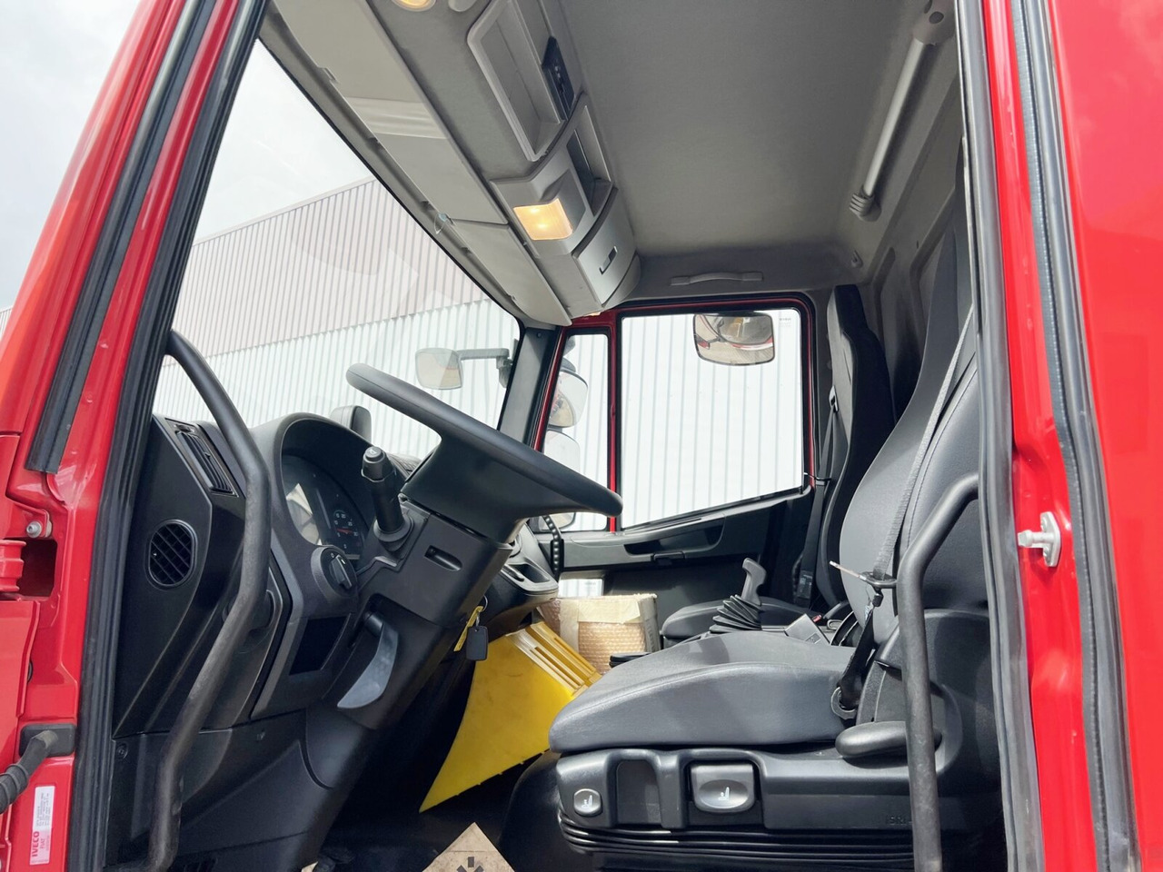 New Hook lift truck EuroCargo ML160E32 4x2 EuroCargo ML160E32 4x2: picture 3