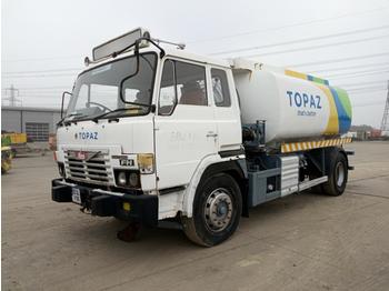 Tank truck for transportation of fuel Hino FH: picture 1