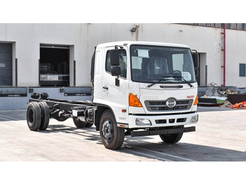New Cab chassis truck Hino GD: picture 3