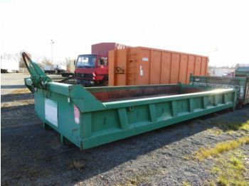 Hook lift truck