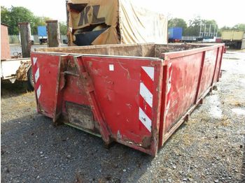 Hook lift truck
