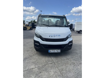 Cab chassis truck IVECO Daily 35c14