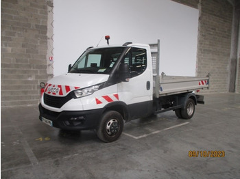 Cab chassis truck IVECO Daily 35c14