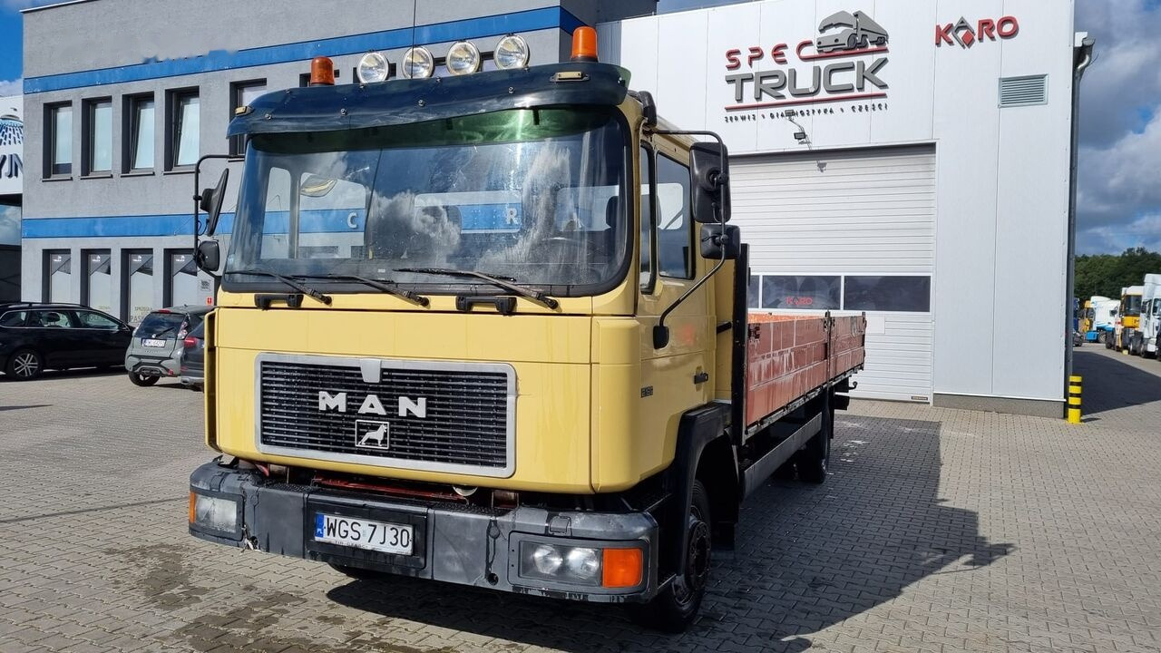 Dropside/ Flatbed truck MAN 12.192: picture 4