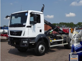 Hook lift truck MAN 13.250 TGM 4X4 EURO 6 59TKM: picture 1