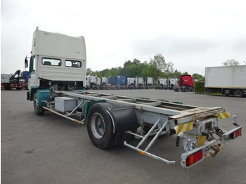 MAN 17 .232 - Cab chassis truck: picture 5