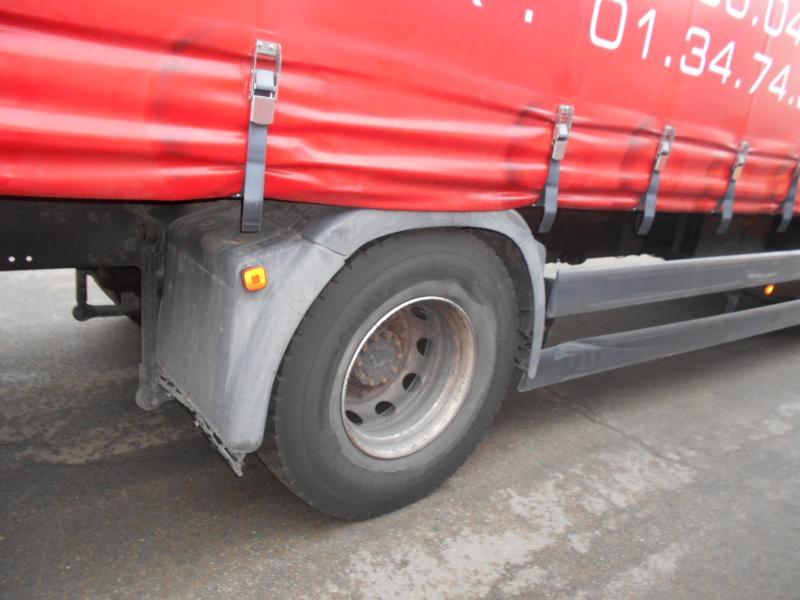 Curtainsider truck MAN TGA 18.320: picture 5