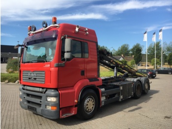 Container transporter/ Swap body truck MAN TGA 26.480 6x2 Euro 4: picture 1