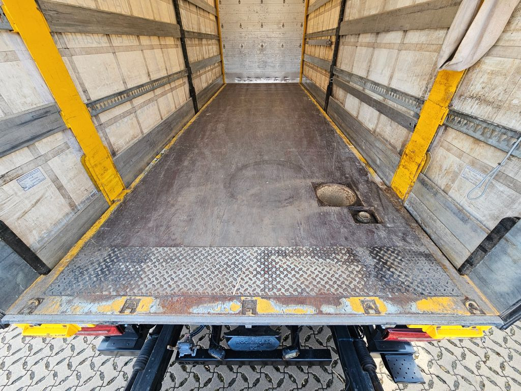 Curtainsider truck, Crane truck MAN TGX 26.460 / Intarder / Kran / Kompressor / Ldbw: picture 11