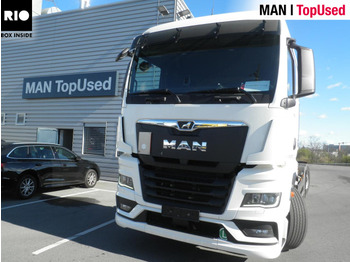 MAN TGX 26.470 6x2-4 LL CH - Container transporter/ Swap body truck: picture 1
