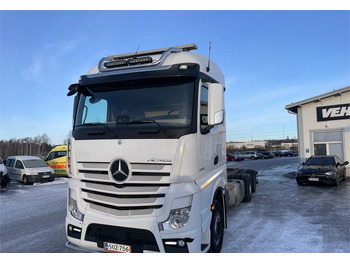 Isothermal truck MERCEDES-BENZ