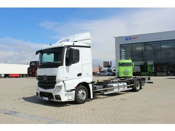 Cab chassis truck Mercedes-Benz Actros 1836 L NR, EURO 6, BDF: picture 1