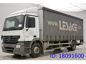 Curtainsider truck Mercedes-Benz Actros 1936L: picture 1