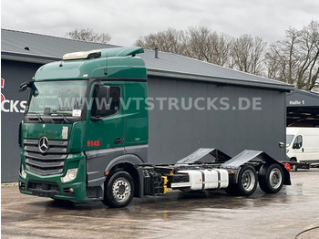 Container transporter/ Swap body truck Mercedes-Benz Actros 2536L 6x2 EU6 Retarder BDF-Fahrgestell: picture 2