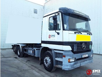 Container transporter/ Swap body truck Mercedes-Benz Actros 2540: picture 1