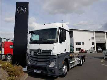 Container transporter/ Swap body truck Mercedes-Benz Actros 2543 LL BDF 2x AHK Retarder PPC: picture 1