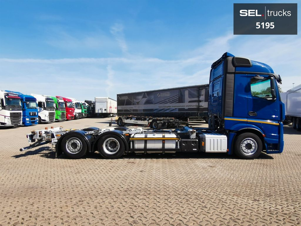 Container transporter/ Swap body truck Mercedes-Benz Actros 2545 / VOITH Retarder / Lift-Lenkachse: picture 4