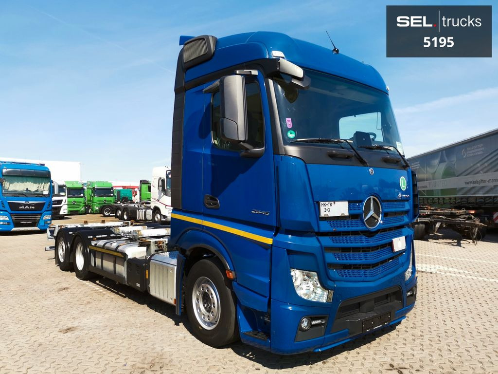 Container transporter/ Swap body truck Mercedes-Benz Actros 2545 / VOITH Retarder / Lift-Lenkachse: picture 3
