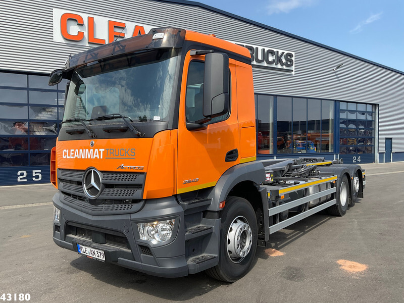 Hook lift truck Mercedes-Benz Actros 2643 VDL 21 Ton haakarmsysteem: picture 2